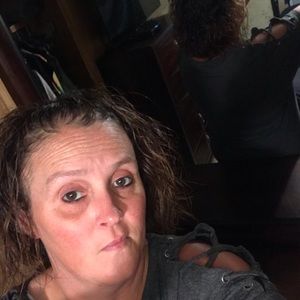 Meet your Posher, Kendra